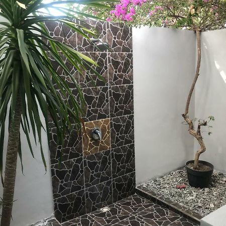 Jannah Homestay Gili Air Esterno foto
