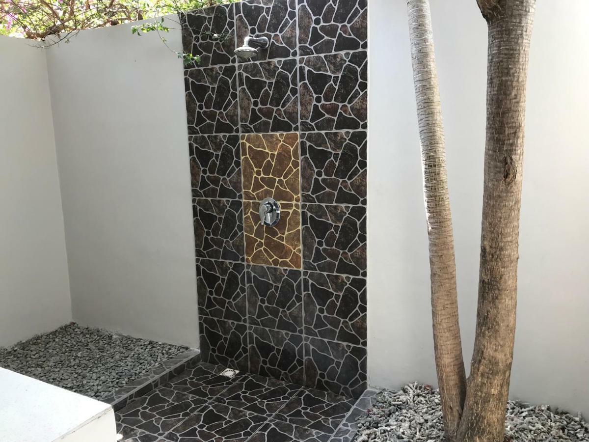 Jannah Homestay Gili Air Esterno foto