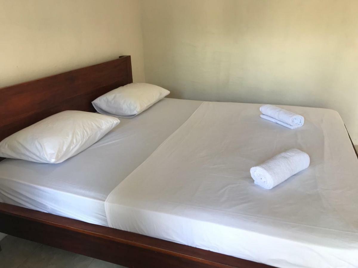 Jannah Homestay Gili Air Esterno foto